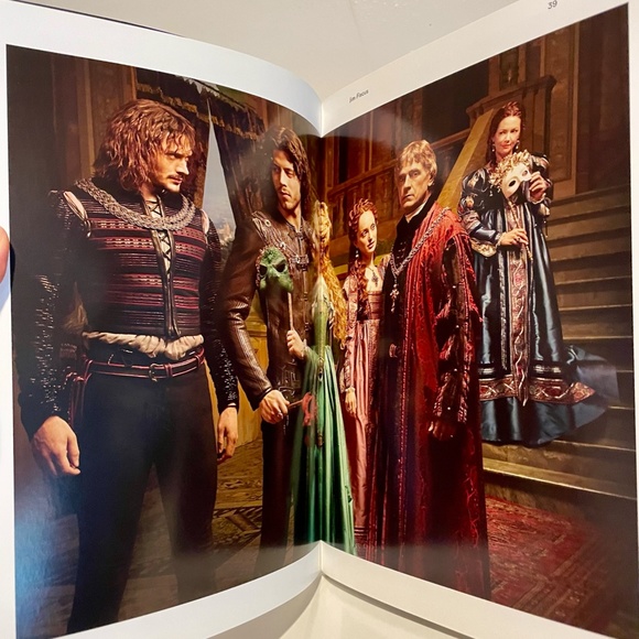 Stockland Martel SMART Representing Photographers 2013 Promotional Book - Picture 4 of 6